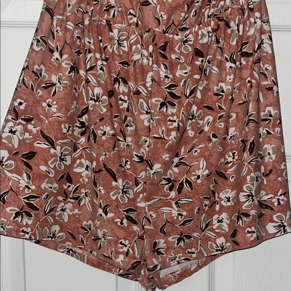 NWOT Ardene Floral Strapless Short Romper - Picture 3 of 5